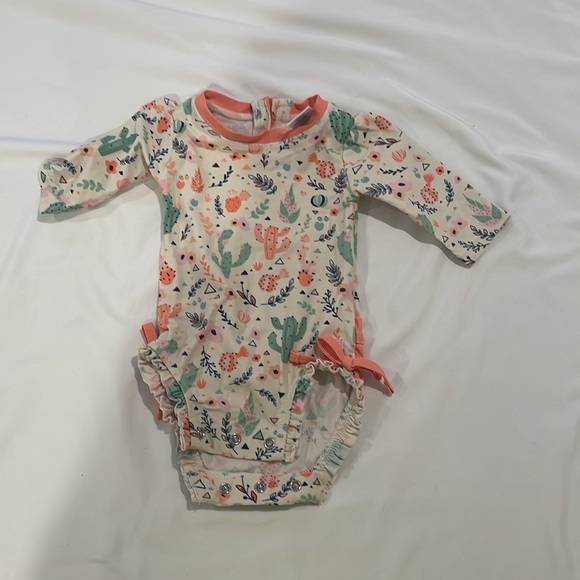 EUC Bundle of 6 Ruffle Butts Swimsuits 0-3M - Picture 6 of 13